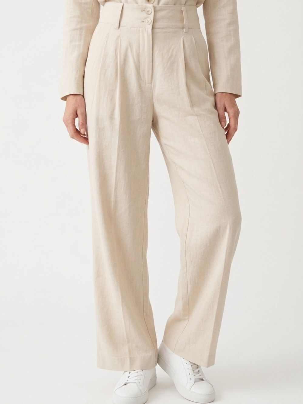 NONCHALANT | Pleated Front Cream High-Waist Wide-Leg Pants Women’s Size Medium
